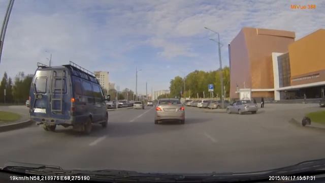 FILE8594 Тобольск прктКомсомольский очччень плавные Ваз 2114левый ряд и Хундайсредний ряд смотреть онлайн