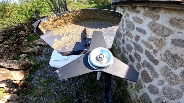 Oleo-Mac BCH 250T смотреть онлайн