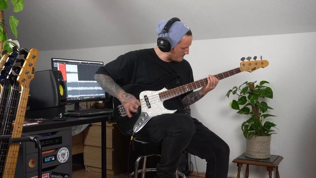 88 fingers louie - advice column [bass cover; esp j four jazz bass; seymour duncan quarter pounder] смотреть онлайн