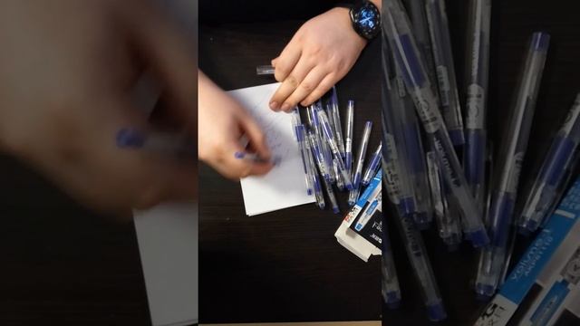 61110 Gel Pen смотреть онлайн