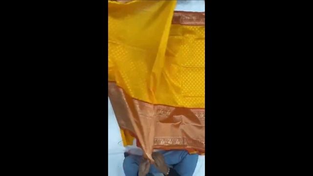 VS011: Yellow with Red Border Soft Lichi Saree смотреть онлайн