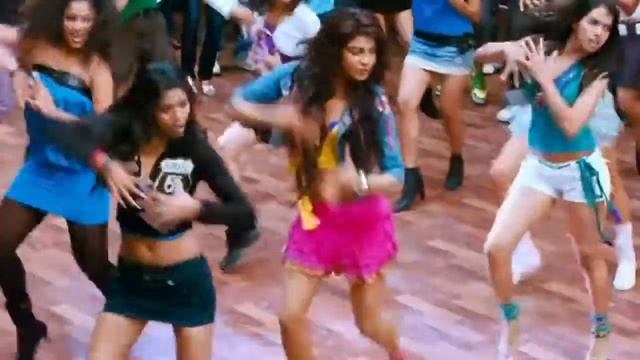 Priyanka Chopra Hot Dance with a Sexy Short Skirt Hottest Editing смотреть онлайн