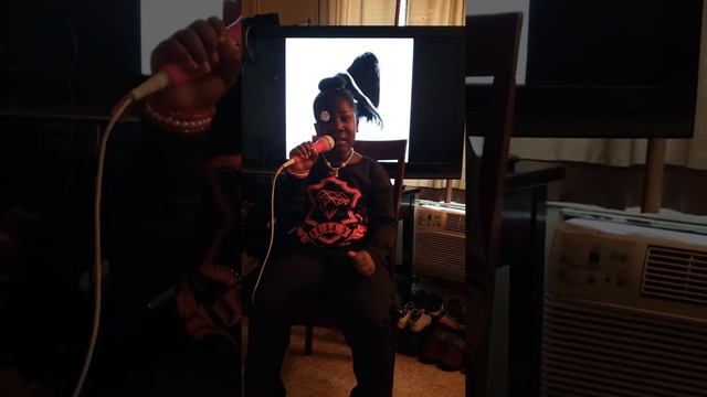 Mini Diva (Lil Dija)