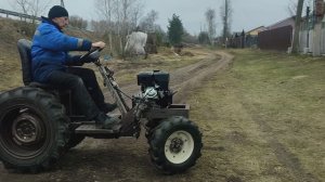 Самодельный мини-трактор классика, пробный выезд.