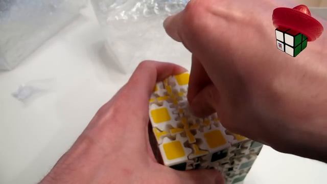 1 Cube Unboxing смотреть онлайн