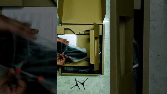 Unboxing - Mi Robot Vaccum-Mop P #unboxing #MiRobot #VaccumRobot #VaccumMop смотреть онлайн