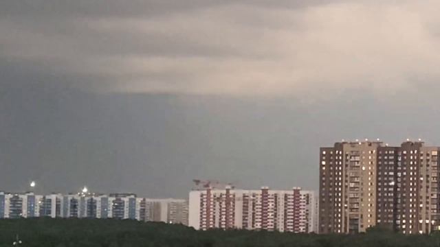 Гроза в Москве сегодня 03.06.2024 смотреть онлайн