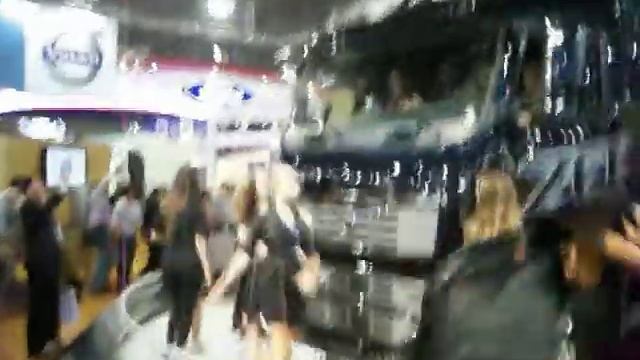 Volvo FH16 700 no último dia da Fenatran 2009 смотреть онлайн