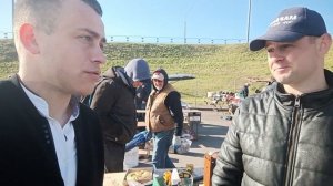 ВИТЯ МУСОРЩИК ИГРА ЖЕМЧУГ НА БАРАХОЛКЕ ПЕРЕД СВИНЬЯМИ