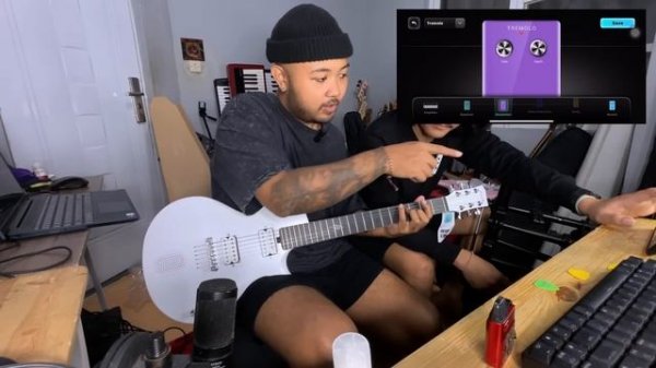 GITAR LISTRIK CANGGIH DI DALEMNYA ADA SPEAKER DAN EFEK! Murah Cuma 5 JUTA! Review Enya Nova Go Soni