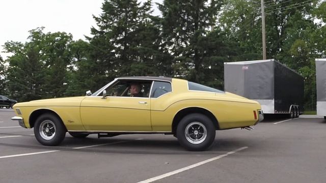 1972 Buick Riviera Burnout смотреть онлайн