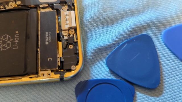 IPHONE  7 GOLD NEW AKKU