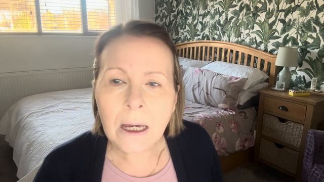 Bare Minerals New In Foundation, Blue Eyeshadow Palette. Get Ready With Me Over 50 Lifestyle смотреть онлайн