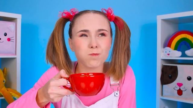 Pink Food vs Blue Food Color Challenge | Awesome Kitchen Hacks by AZaZa Challenge смотреть онлайн