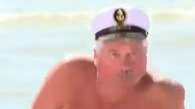 Монашка на пляже смотреть онлайн