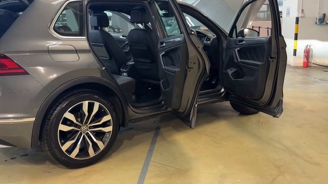 【大昌行易手車】2017 VOLKSWAGEN NEW TIGUAN 380 TSI 4M R-LINE TRACK смотреть онлайн