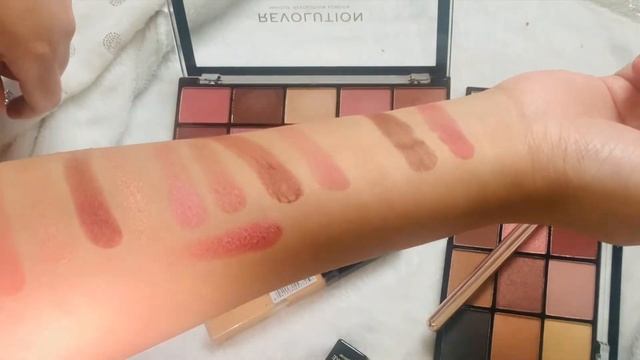Makeup Revolution Reloaded Eyeshadow Palettes Provocative Berry Pink & Velvet Rose Swatches смотреть онлайн