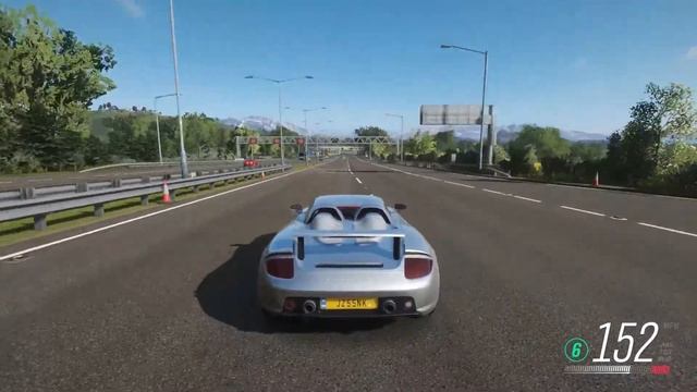 Forza Horizon 4 Porsche Carrera GT 2003 5.7L V10 смотреть онлайн