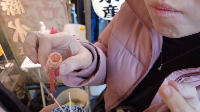 Tsukiji Fish Market Pinoy Food Trip (WE ATE RAW SHRIMP!!!)