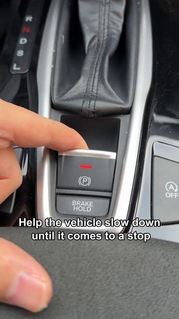 When driving and encountering brake failure, this operation can save your life!#car #driving смотреть онлайн
