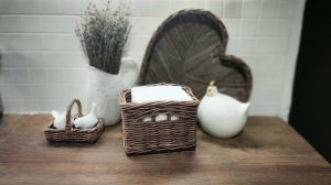 Салфетница из бумажной лозы