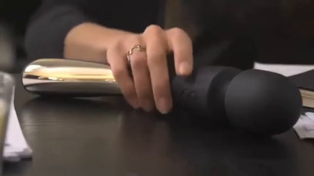 Lelo Smartwand Massager @ Hot Stuff смотреть онлайн