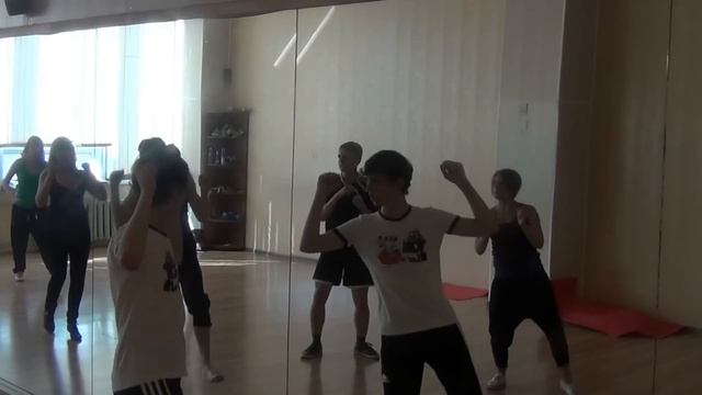 Repetition Rihanna DFM 24.06.12.MTS смотреть онлайн