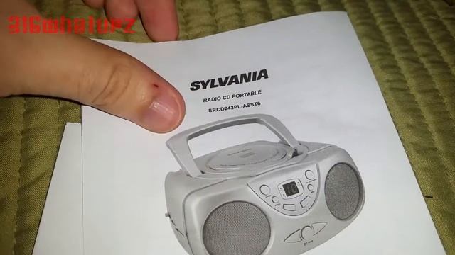 Sylvania Portable CD Radio (SRCD243) - Unboxing and Quality Test смотреть онлайн