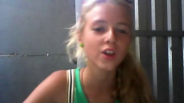 Це моя земля! Це моя країна! Тут моя сім’я! Тут моя родина! смотреть онлайн