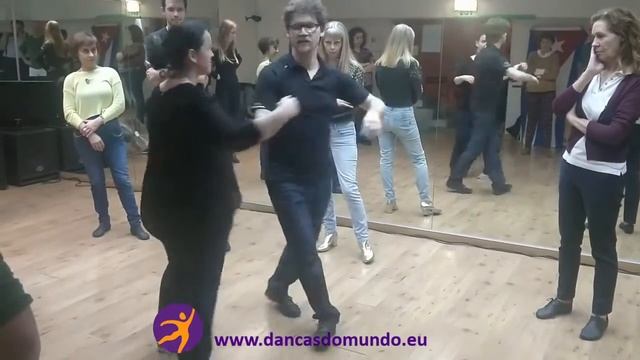 Recap of "Sombrero" step with the walking basic in Cuban Salsa, Feb. 2019 смотреть онлайн