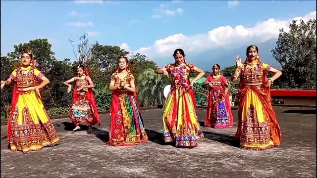 Rangeelo Maro dholana latest new dance video смотреть онлайн