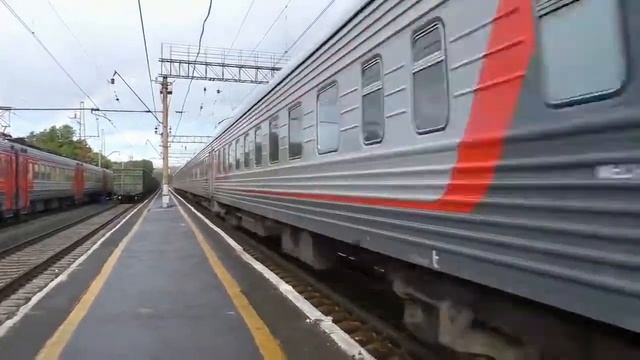 Поезда, сл В Шентала, муз А Габиец, исп Ю Оленич смотреть онлайн