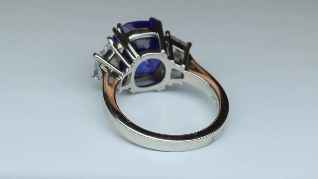 Tanzanite Cushion & Diamond Ring 6.60 Carats смотреть онлайн