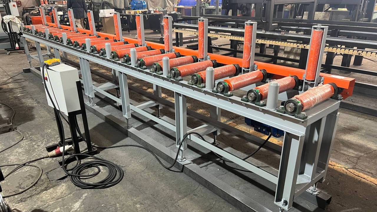 Новый приводной рольганг для проката металла компании ДИАКОМ. смотреть онлайн