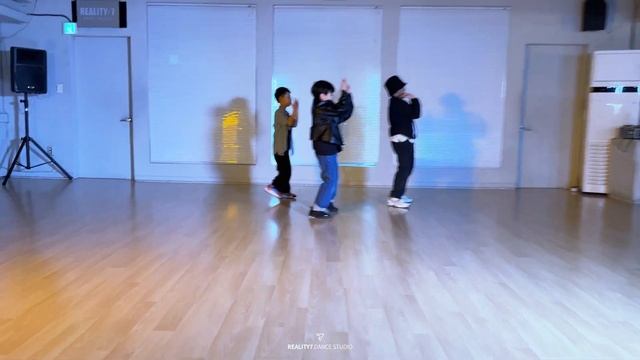 [BOYKIDS K-POP] KAI(카이)- Rover l by Oh Hwi Ru смотреть онлайн