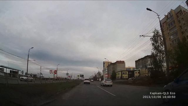 Женщина-водитель не уступила дорогу