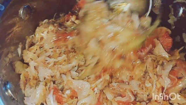Капуста тушена -це так просто.