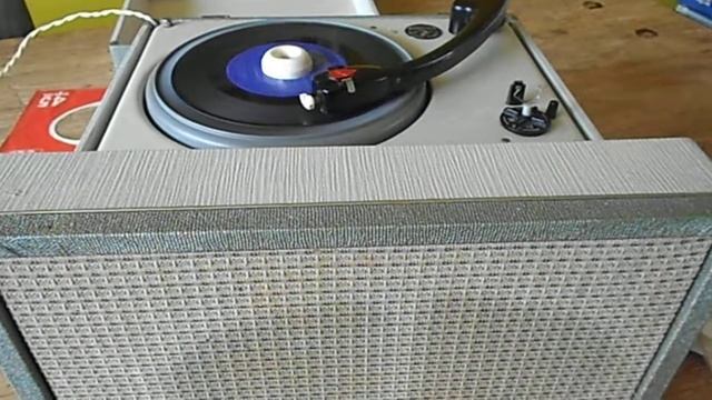 The Velaires , Roll Over Beethoven , London 17195,CND. смотреть онлайн