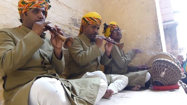 Snake Charmers at The Merangarh Fort Jodhpur смотреть онлайн