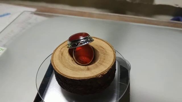 Серебряное кольцо с сердоликом.