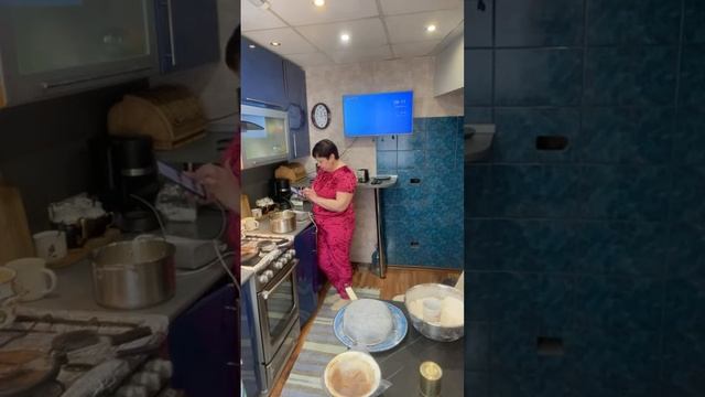 Пеку трубочки из СССРовского детства в прямом эфире! смотреть онлайн