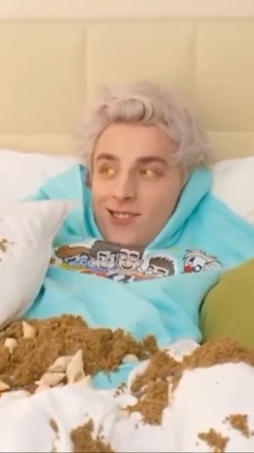 Зачем мне солнце 🤣🤣 #shorts смотреть онлайн