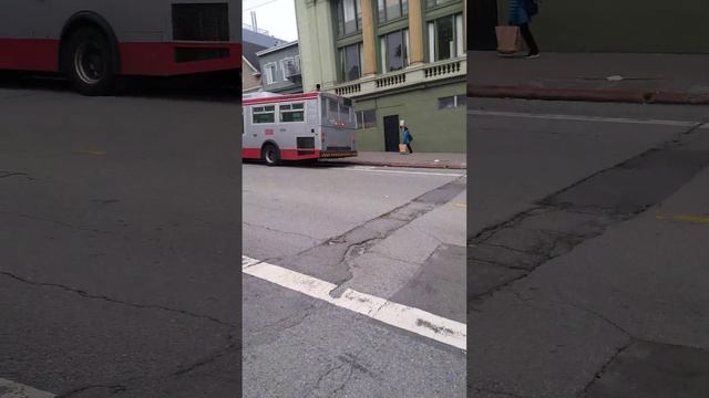 SF MUNI (special!!) MUNI Orion VII startup (8513) смотреть онлайн