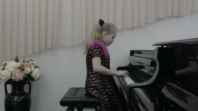 Этюд №7, соч. 91. М. Мошковский G-dur. Этюд К. ЧЕРНИ Op. 299, До-мажор. смотреть онлайн
