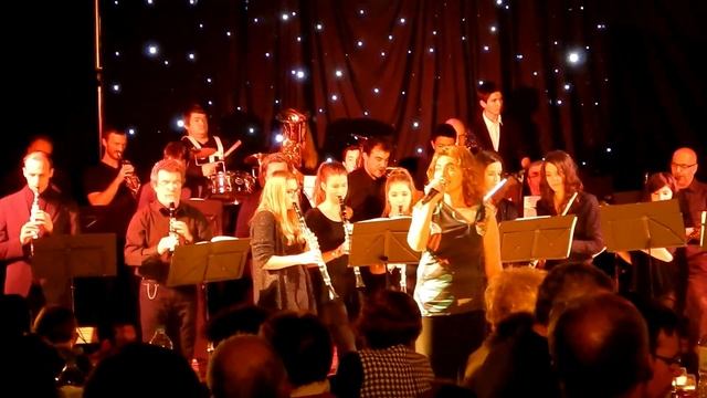La Lyre Usselloise - Sous le ciel de Paris - Circus Cabaret - Ussel смотреть онлайн