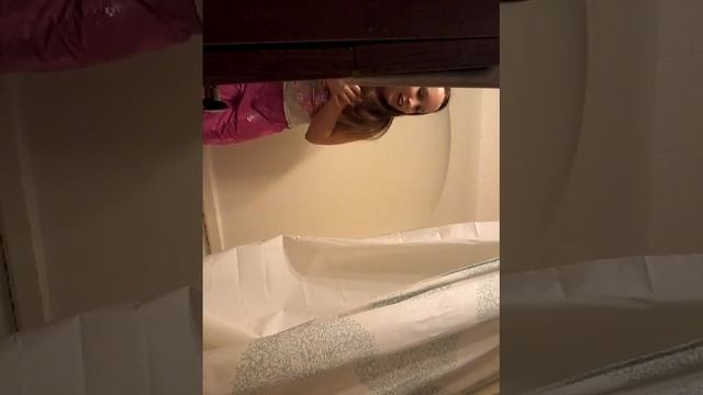 Shower challenge смотреть онлайн