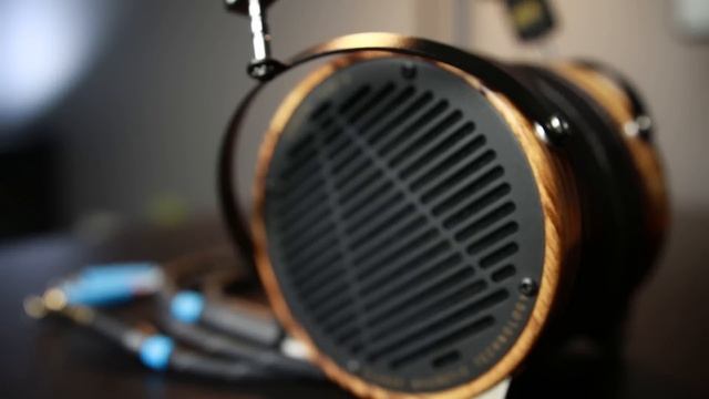Audeze LCD-2C, LCD-X & LCD-3 Comparison