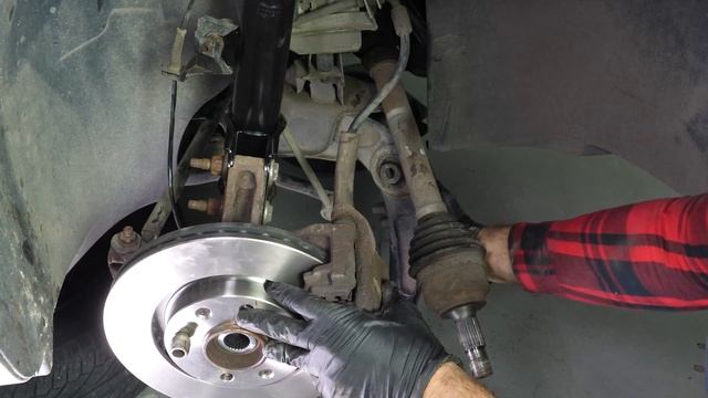 Sostituzione braccio oscillante Peugeot 307 🚗 смотреть онлайн