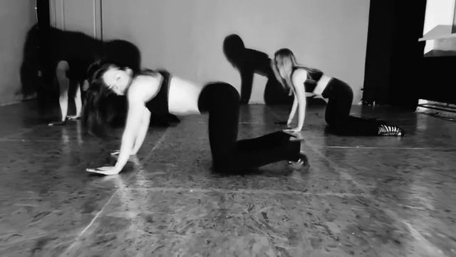 HEELS DANCE | HIGH HEELS | CHOREO: KATHRINE TATUYKO | TWO FEET - LOVE IS A BITCH | VINNYTSIA смотреть онлайн