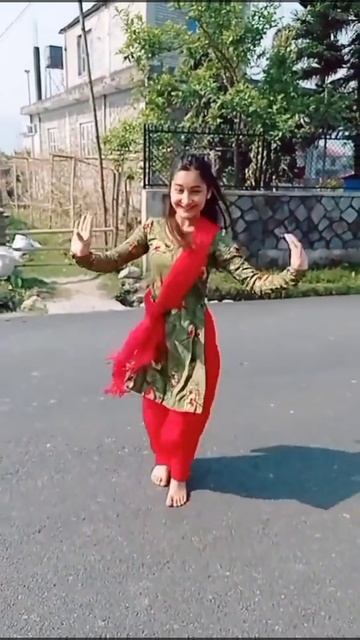 Young Girl Amazing Dance смотреть онлайн